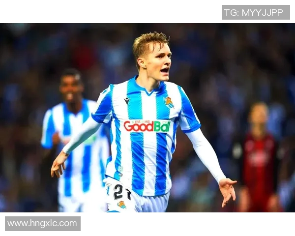 厄德高的崛起与挑战解析：从新星到足坛巨星的成长之路